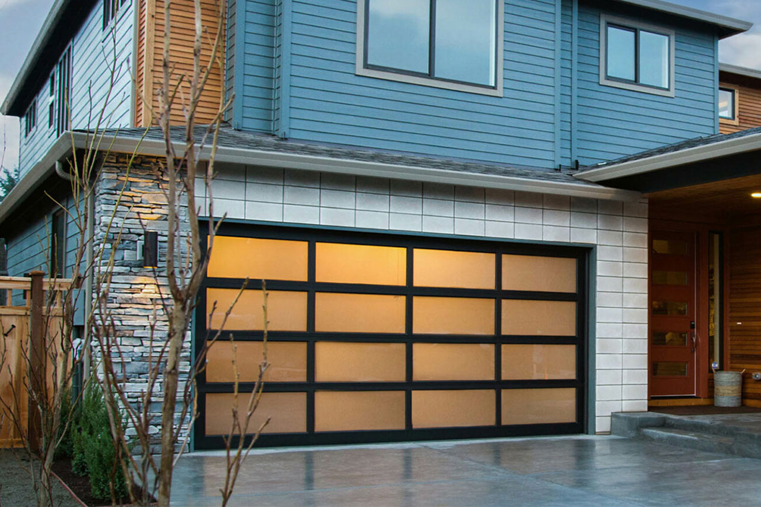How to Lubricate a Garage Door
